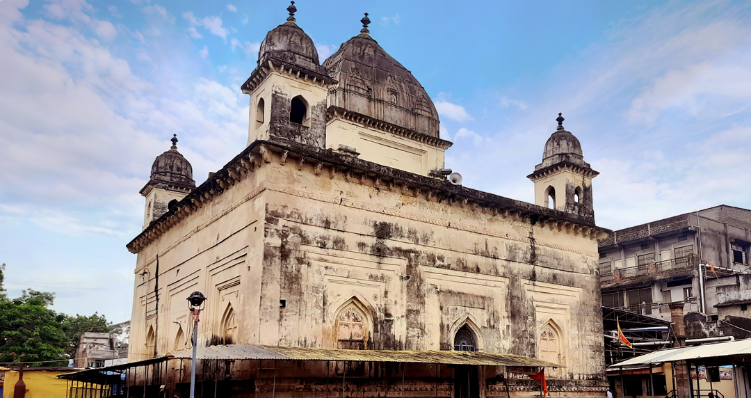 Mahakali Temple,
                                    Chandrapur (Just 30 km away!)